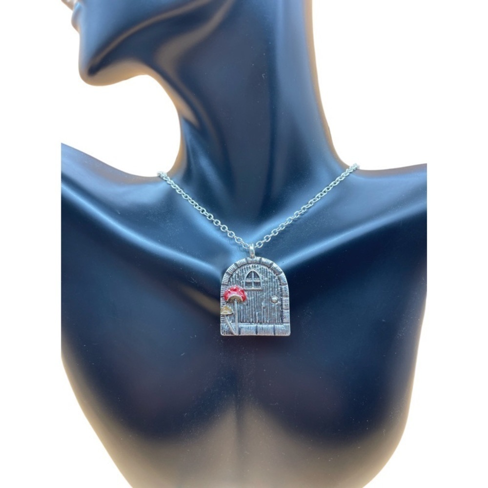 Mushroom Door Pendant/Necklace, NWOT, For Bundle Purchases Only